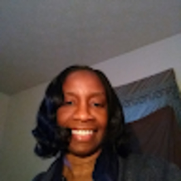 Meet your Posher, Jamila - Picture 1 of 1